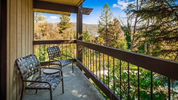 Best Western Plus Yosemite Gateway Inn image 25